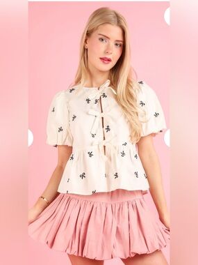 New Embroidered View blouse from Simons Cream Bow-Tie Peplum Top - size M